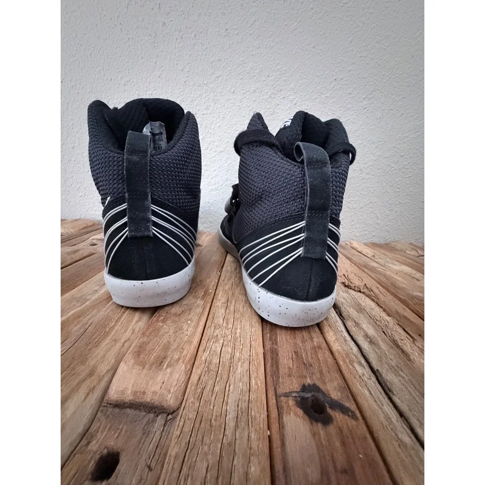 Nike Flystepper 2K3 Size 10 Black White High Top Strap Sneakers 644576-003